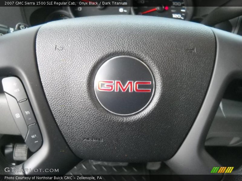 Onyx Black / Dark Titanium 2007 GMC Sierra 1500 SLE Regular Cab