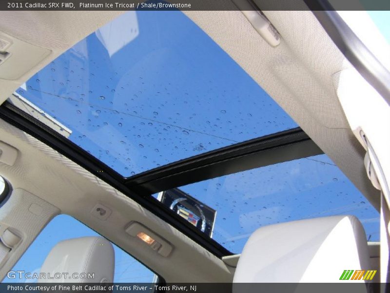 Platinum Ice Tricoat / Shale/Brownstone 2011 Cadillac SRX FWD