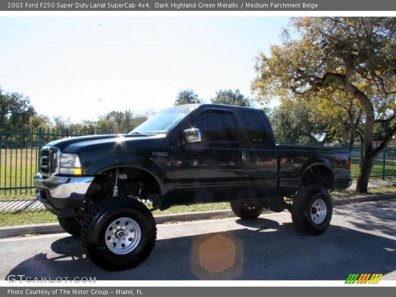 Dark Highland Green Metallic / Medium Parchment Beige 2003 Ford F250 Super Duty Lariat SuperCab 4x4
