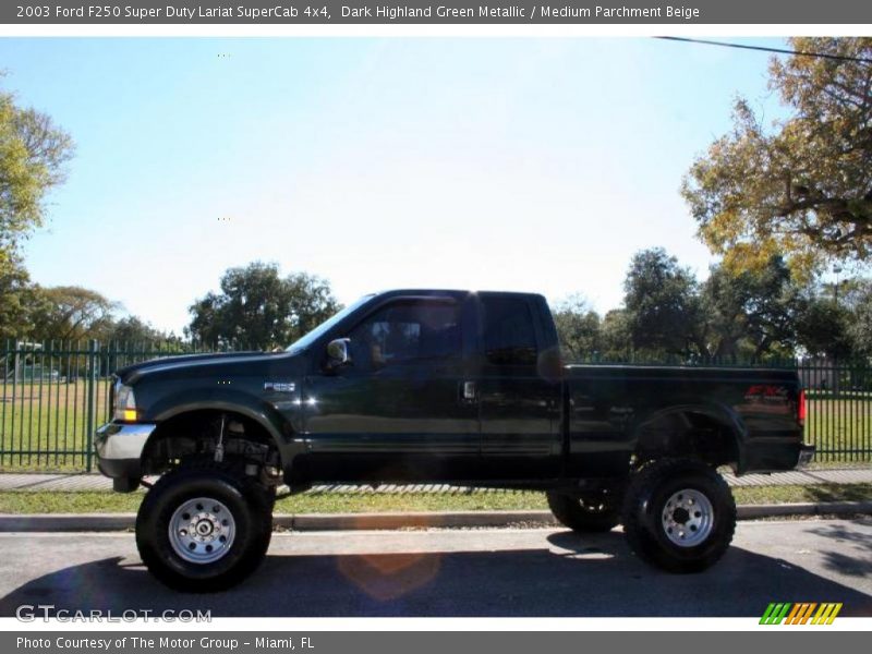 Dark Highland Green Metallic / Medium Parchment Beige 2003 Ford F250 Super Duty Lariat SuperCab 4x4