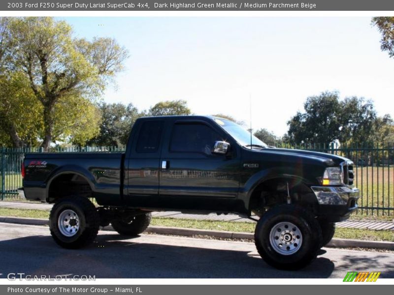 Dark Highland Green Metallic / Medium Parchment Beige 2003 Ford F250 Super Duty Lariat SuperCab 4x4