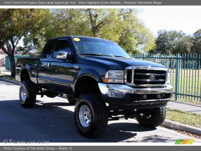 Dark Highland Green Metallic / Medium Parchment Beige 2003 Ford F250 Super Duty Lariat SuperCab 4x4