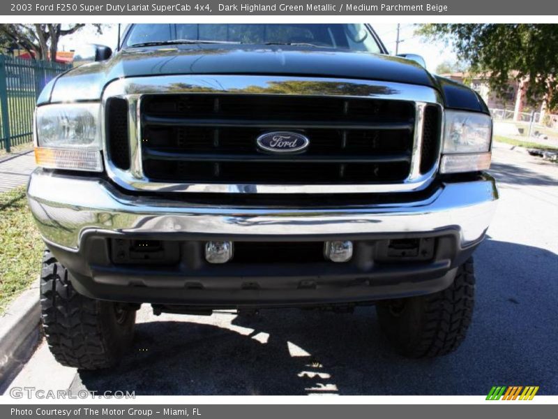 Dark Highland Green Metallic / Medium Parchment Beige 2003 Ford F250 Super Duty Lariat SuperCab 4x4