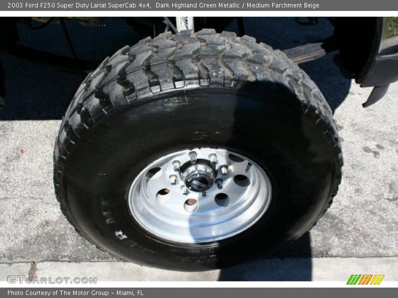 Dark Highland Green Metallic / Medium Parchment Beige 2003 Ford F250 Super Duty Lariat SuperCab 4x4