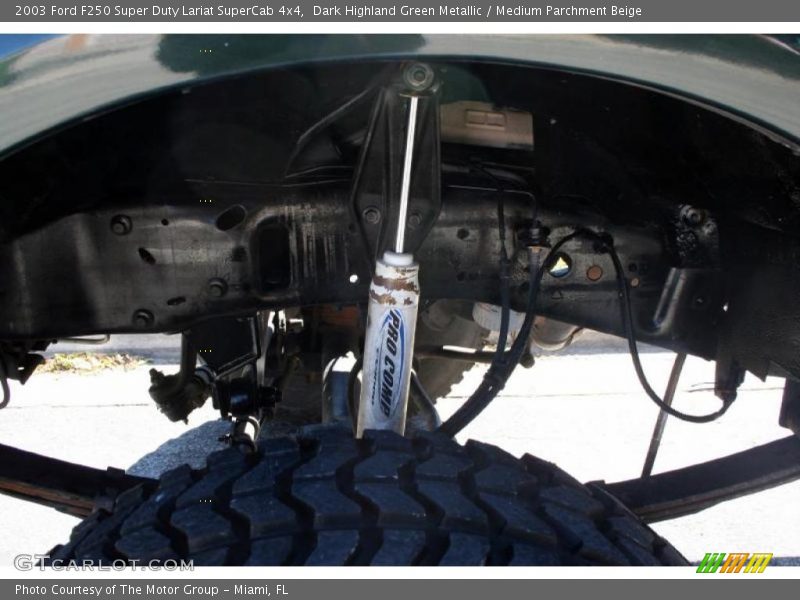 Dark Highland Green Metallic / Medium Parchment Beige 2003 Ford F250 Super Duty Lariat SuperCab 4x4