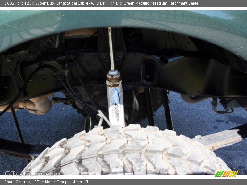 Dark Highland Green Metallic / Medium Parchment Beige 2003 Ford F250 Super Duty Lariat SuperCab 4x4