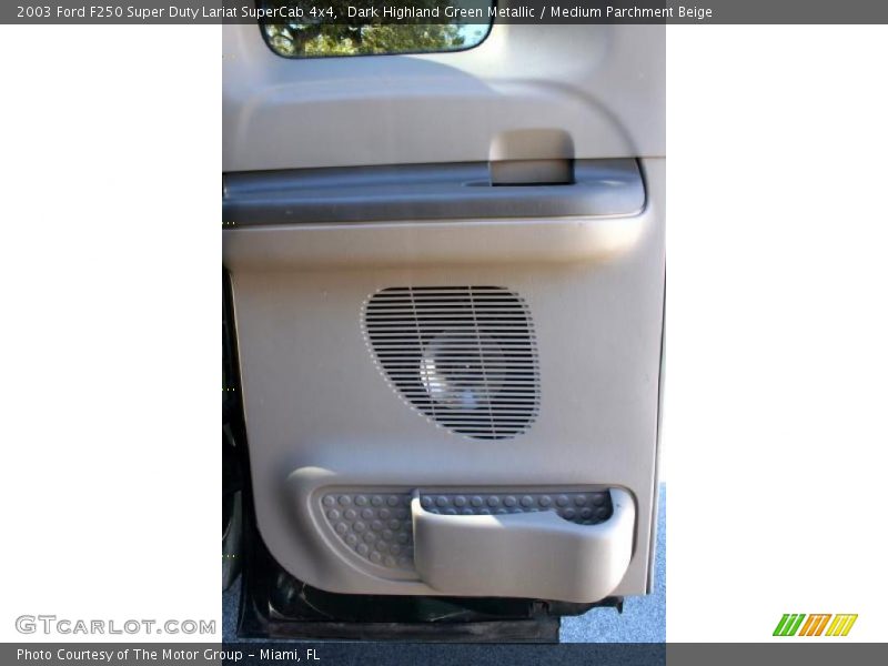 Dark Highland Green Metallic / Medium Parchment Beige 2003 Ford F250 Super Duty Lariat SuperCab 4x4
