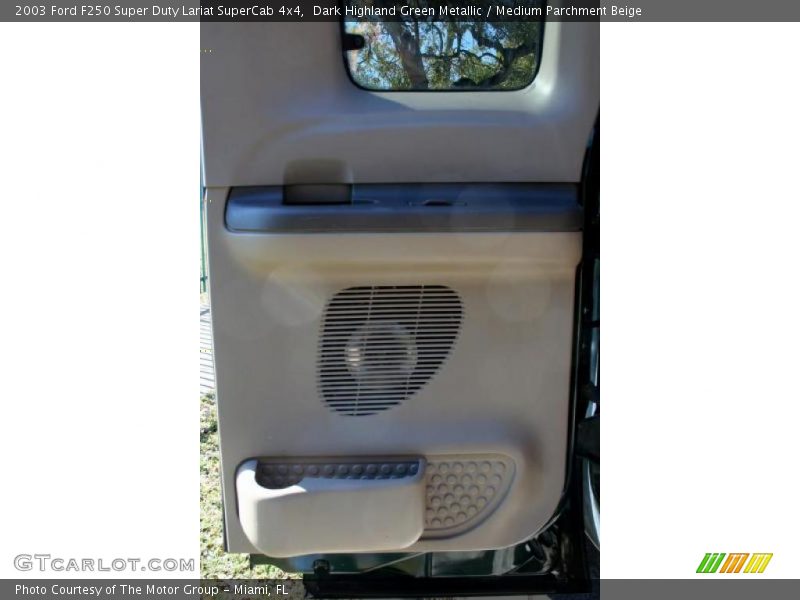 Dark Highland Green Metallic / Medium Parchment Beige 2003 Ford F250 Super Duty Lariat SuperCab 4x4