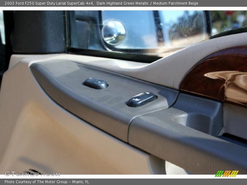 Dark Highland Green Metallic / Medium Parchment Beige 2003 Ford F250 Super Duty Lariat SuperCab 4x4