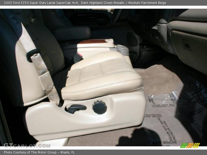 Dark Highland Green Metallic / Medium Parchment Beige 2003 Ford F250 Super Duty Lariat SuperCab 4x4