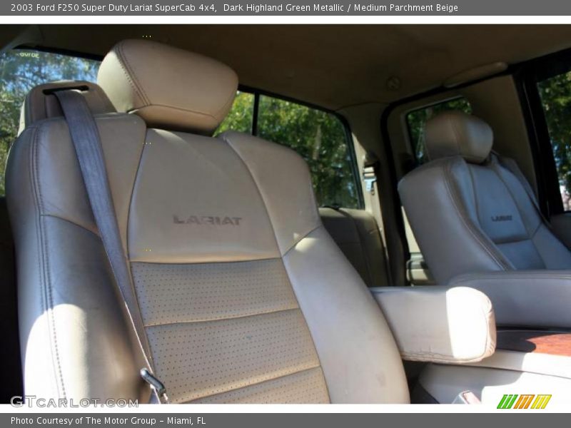Dark Highland Green Metallic / Medium Parchment Beige 2003 Ford F250 Super Duty Lariat SuperCab 4x4