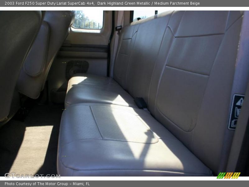 Dark Highland Green Metallic / Medium Parchment Beige 2003 Ford F250 Super Duty Lariat SuperCab 4x4