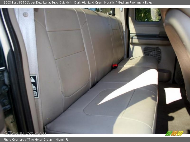 Dark Highland Green Metallic / Medium Parchment Beige 2003 Ford F250 Super Duty Lariat SuperCab 4x4