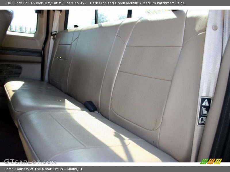 Dark Highland Green Metallic / Medium Parchment Beige 2003 Ford F250 Super Duty Lariat SuperCab 4x4