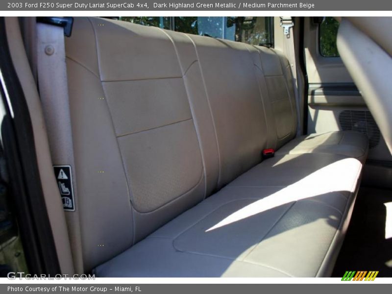 Dark Highland Green Metallic / Medium Parchment Beige 2003 Ford F250 Super Duty Lariat SuperCab 4x4