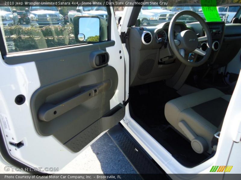 Stone White / Dark Slate Gray/Medium Slate Gray 2010 Jeep Wrangler Unlimited Sahara 4x4
