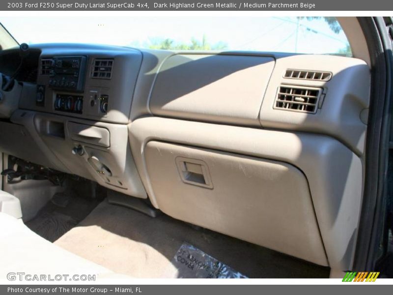Dark Highland Green Metallic / Medium Parchment Beige 2003 Ford F250 Super Duty Lariat SuperCab 4x4