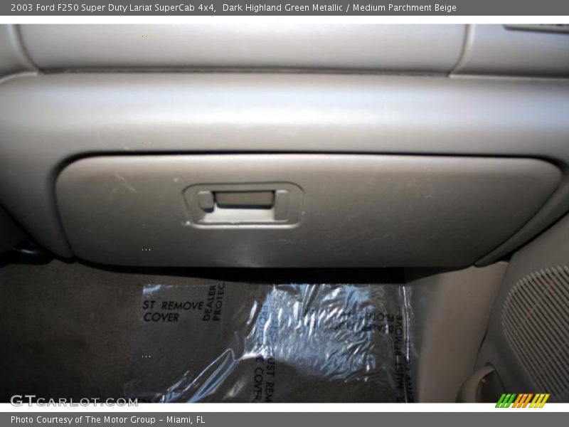Dark Highland Green Metallic / Medium Parchment Beige 2003 Ford F250 Super Duty Lariat SuperCab 4x4