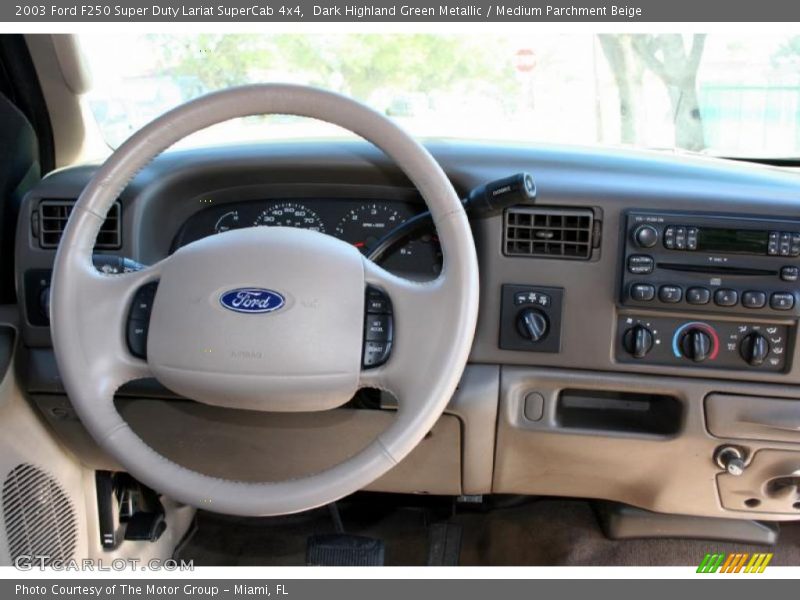 Dark Highland Green Metallic / Medium Parchment Beige 2003 Ford F250 Super Duty Lariat SuperCab 4x4
