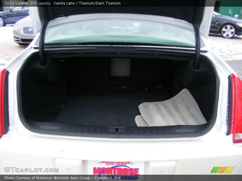 Vanilla Latte / Titanium/Dark Titanium 2010 Cadillac DTS Luxury