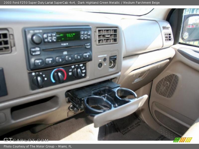 Dark Highland Green Metallic / Medium Parchment Beige 2003 Ford F250 Super Duty Lariat SuperCab 4x4