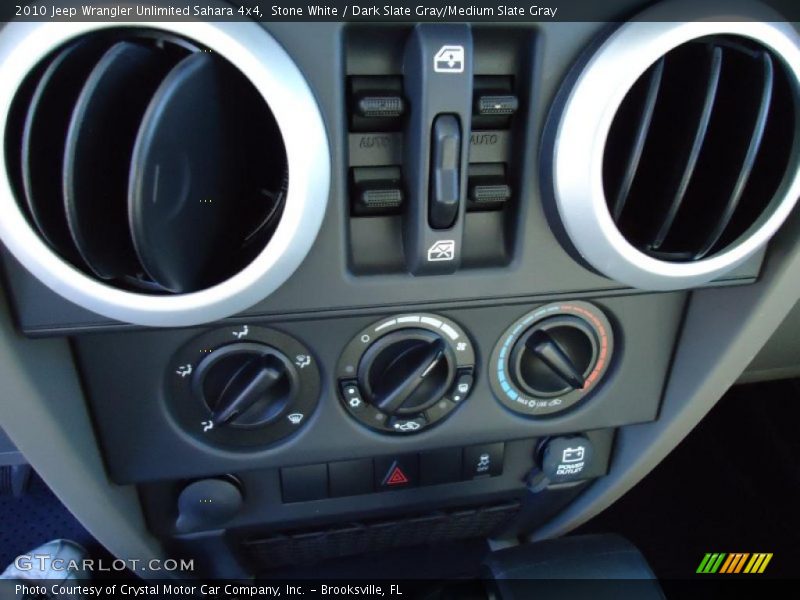 Stone White / Dark Slate Gray/Medium Slate Gray 2010 Jeep Wrangler Unlimited Sahara 4x4