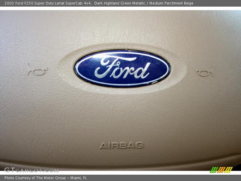 Dark Highland Green Metallic / Medium Parchment Beige 2003 Ford F250 Super Duty Lariat SuperCab 4x4
