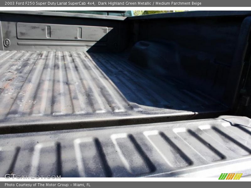 Dark Highland Green Metallic / Medium Parchment Beige 2003 Ford F250 Super Duty Lariat SuperCab 4x4