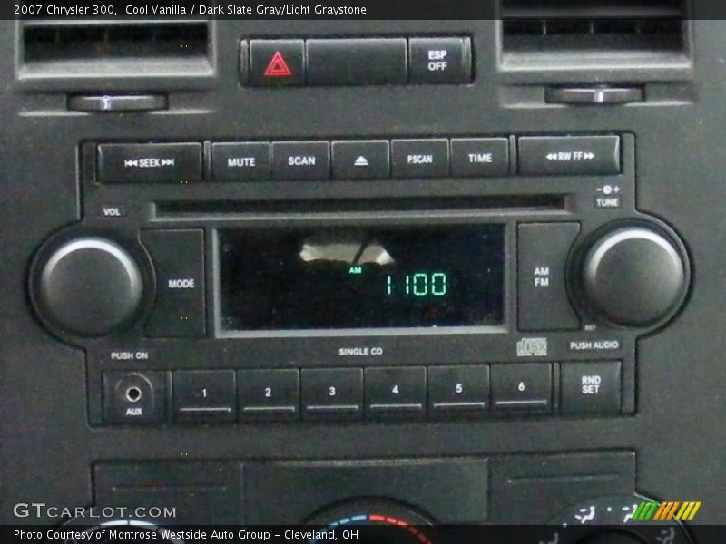 Cool Vanilla / Dark Slate Gray/Light Graystone 2007 Chrysler 300