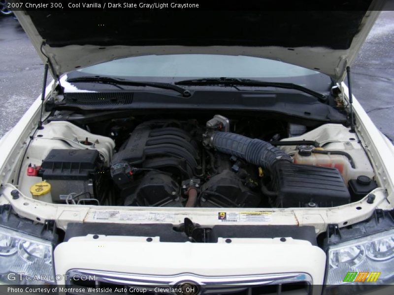 Cool Vanilla / Dark Slate Gray/Light Graystone 2007 Chrysler 300