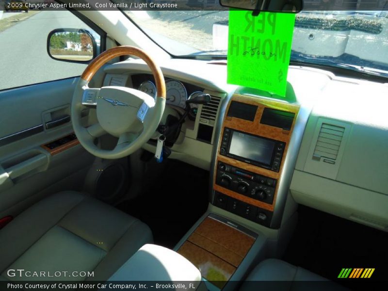 Cool Vanilla / Light Graystone 2009 Chrysler Aspen Limited