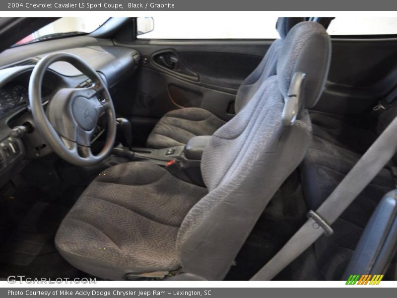 2004 Cavalier LS Sport Coupe Graphite Interior