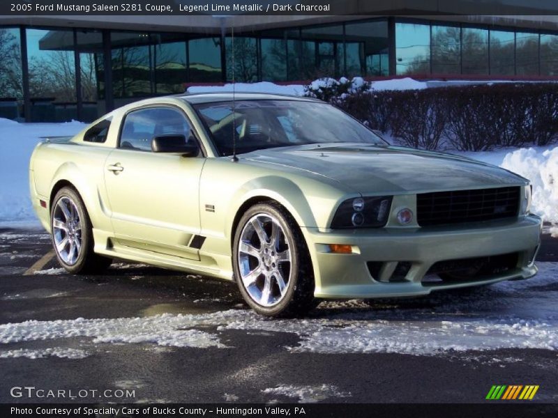 Front 3/4 View of 2005 Mustang Saleen S281 Coupe