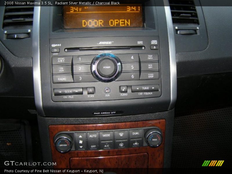 Radiant Silver Metallic / Charcoal Black 2008 Nissan Maxima 3.5 SL