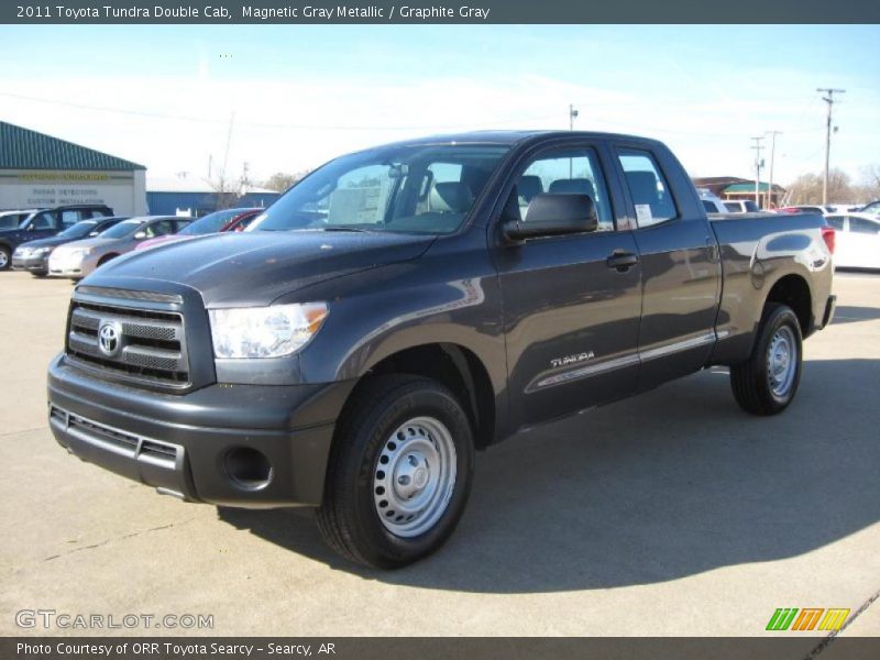 Magnetic Gray Metallic / Graphite Gray 2011 Toyota Tundra Double Cab