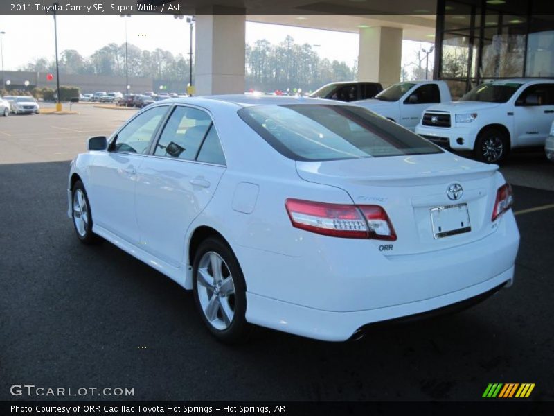 Super White / Ash 2011 Toyota Camry SE