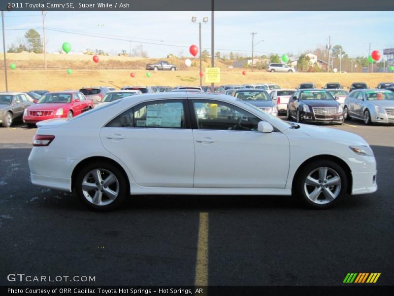 Super White / Ash 2011 Toyota Camry SE