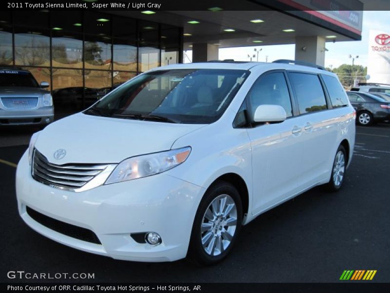 Super White / Light Gray 2011 Toyota Sienna Limited