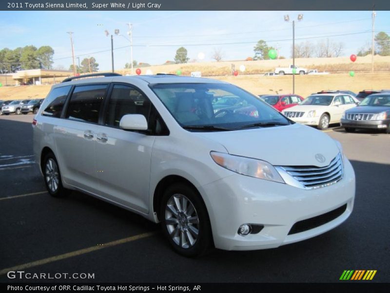 Super White / Light Gray 2011 Toyota Sienna Limited