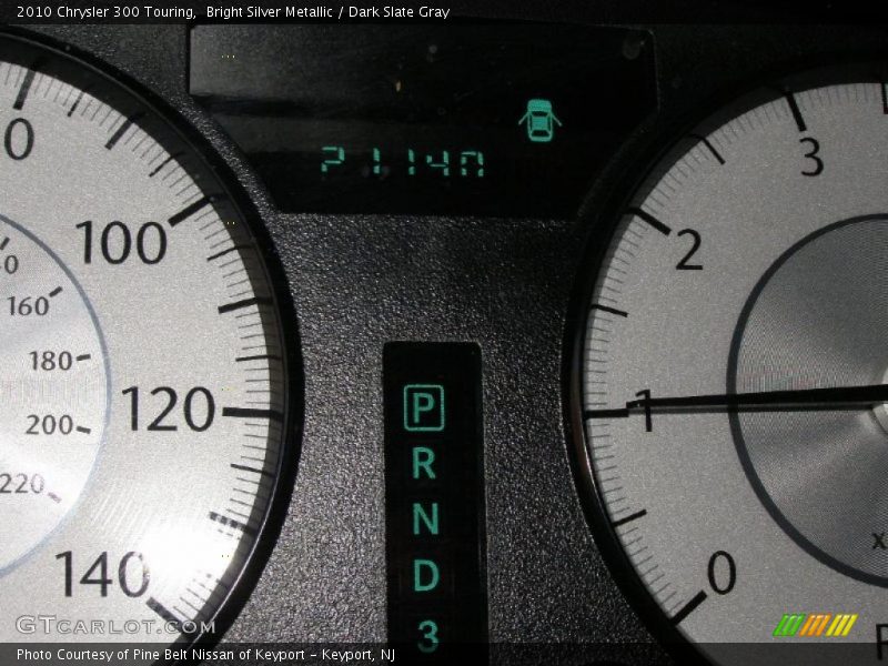 Bright Silver Metallic / Dark Slate Gray 2010 Chrysler 300 Touring