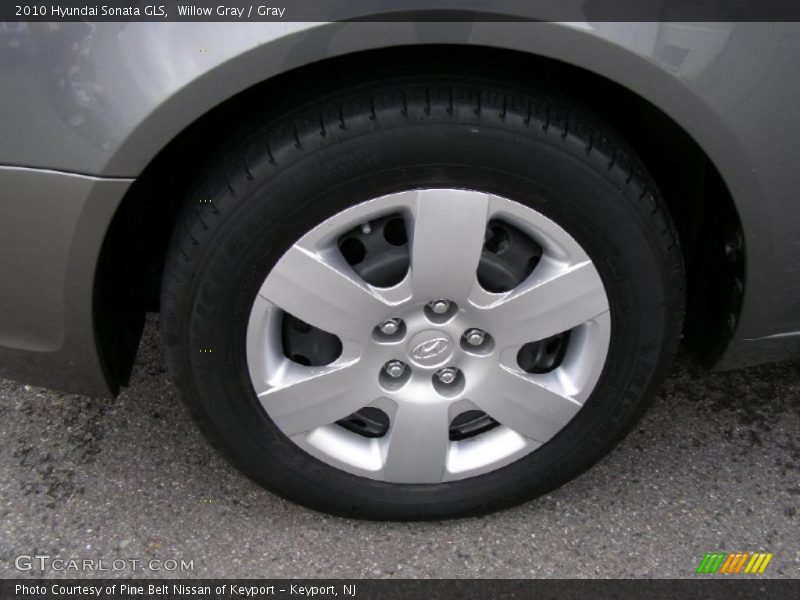 Willow Gray / Gray 2010 Hyundai Sonata GLS