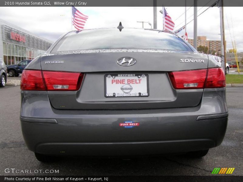 Willow Gray / Gray 2010 Hyundai Sonata GLS