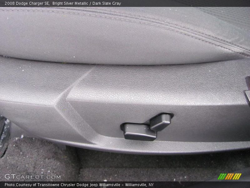 Bright Silver Metallic / Dark Slate Gray 2008 Dodge Charger SE