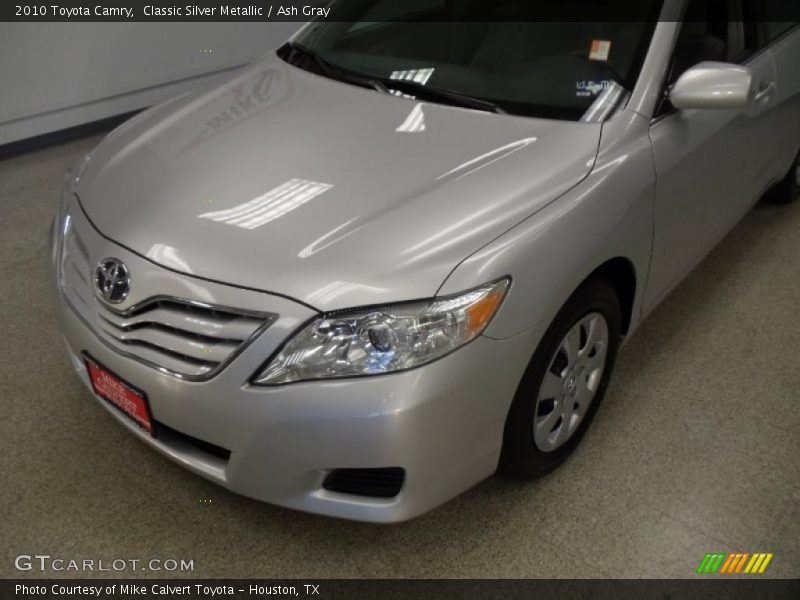Classic Silver Metallic / Ash Gray 2010 Toyota Camry