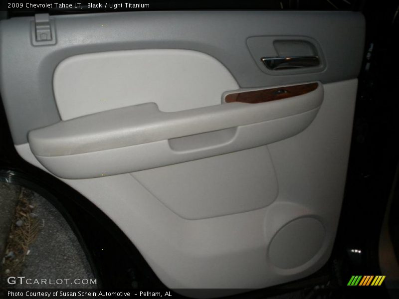 Black / Light Titanium 2009 Chevrolet Tahoe LT