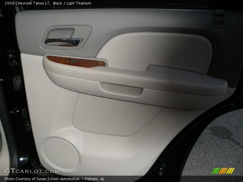 Black / Light Titanium 2009 Chevrolet Tahoe LT
