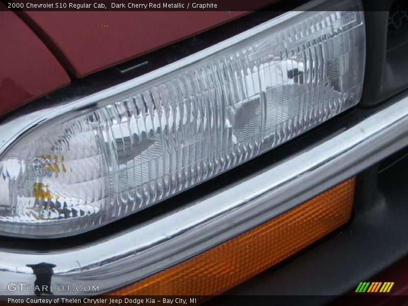 Dark Cherry Red Metallic / Graphite 2000 Chevrolet S10 Regular Cab