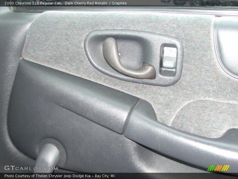 Dark Cherry Red Metallic / Graphite 2000 Chevrolet S10 Regular Cab