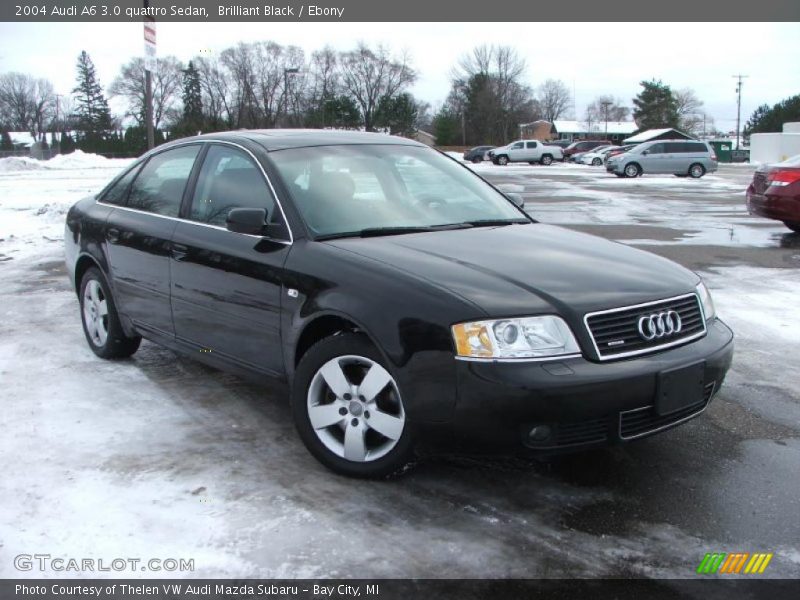 Front 3/4 View of 2004 A6 3.0 quattro Sedan
