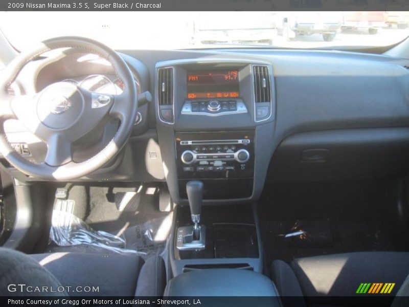 Super Black / Charcoal 2009 Nissan Maxima 3.5 S